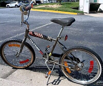Huffy Thunder 40 BMX Vintage Bike, Silver/Gray - Rare | eBay Huffy Thunder 40 BMX Vintage Bike, Silver/Gray - Rare | eBay
