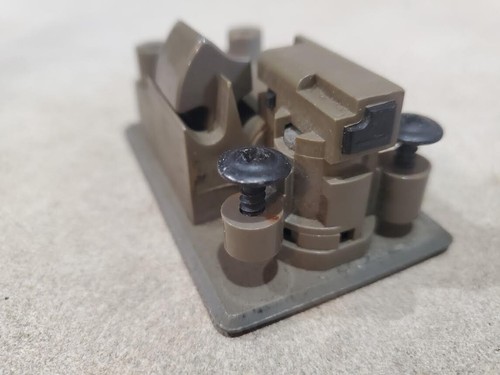 1994-1999 Cadillac SDV Glove Box Latch OEM GM Grey - Picture 2 of 3