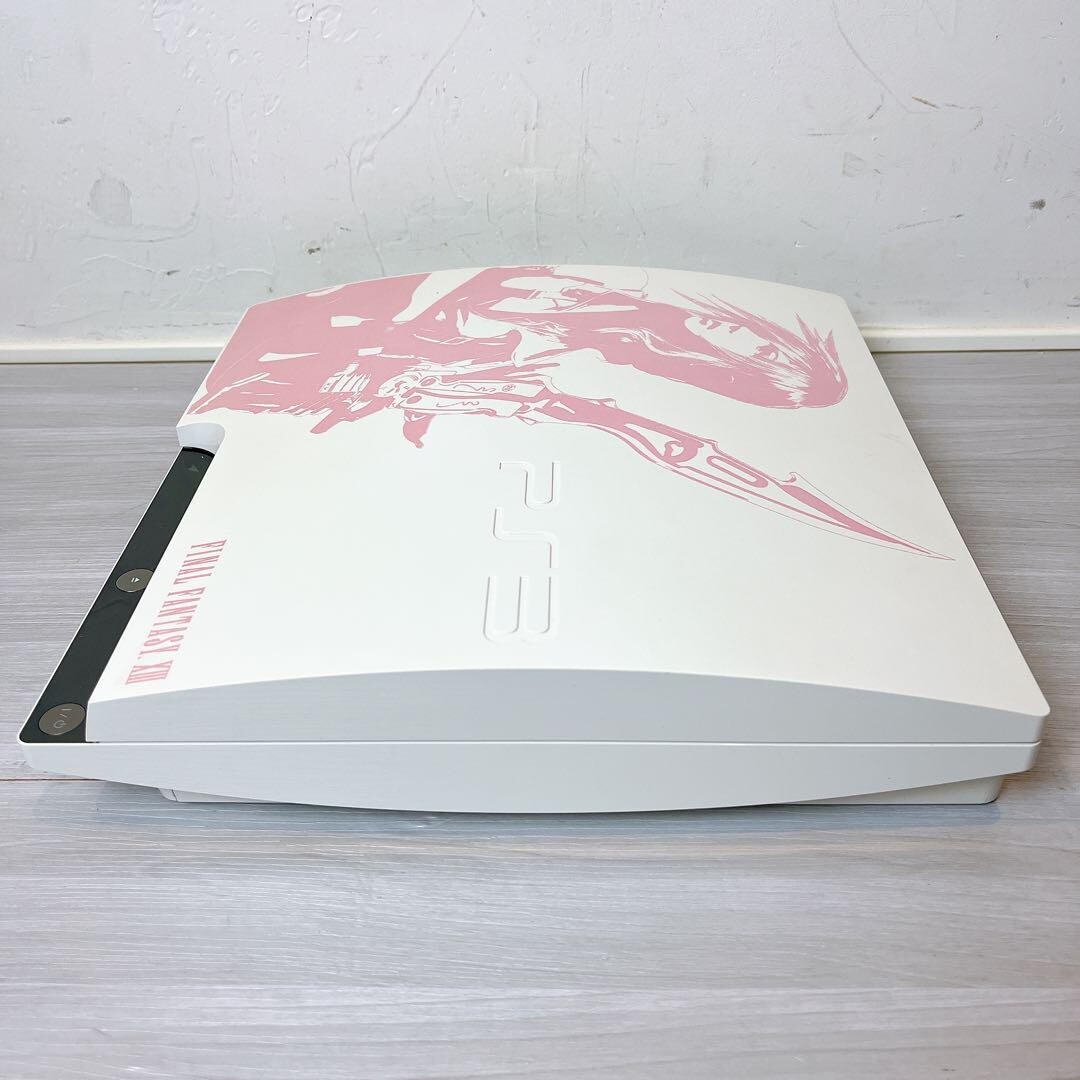 PlayStation 3 250GB FINAL FANTASY XIII LIGHTNING EDITION