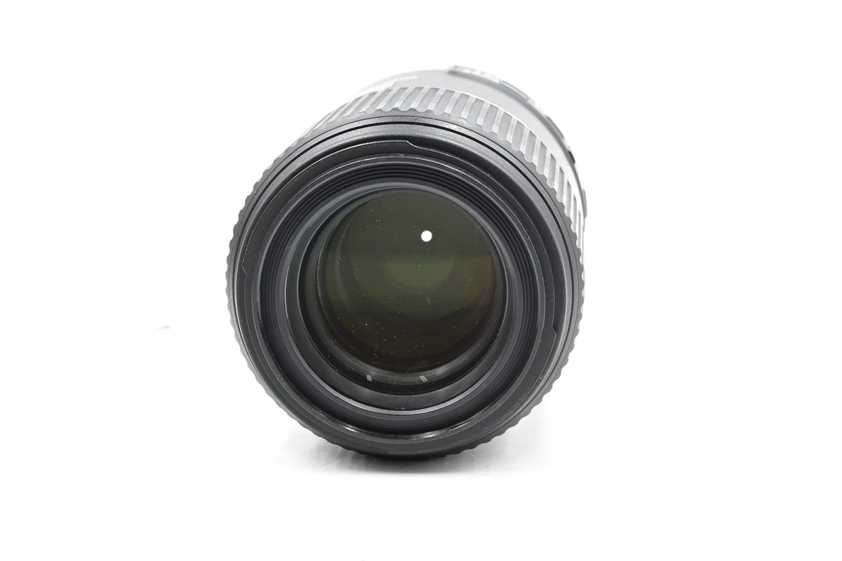 Tamron F004 AF 90mm f2.8 SP Di VC USD Macro Lens Nikon #314 Tamron F004 AF 90mm f2.8 SP Di VC USD Macro Lens Nikon #314