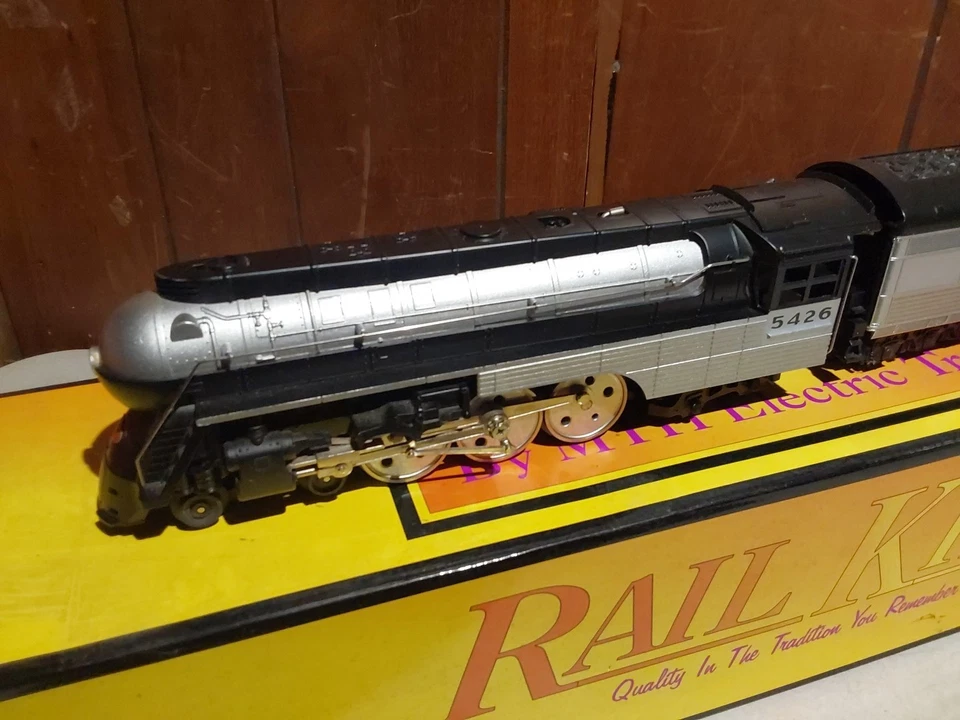 MTH RailKing New York Central 4-6-4 Empire State Express 5426 With box 30-1143-1 - Image 2 of 4