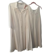 Vintage Vanity Fair Nightgown Set Size M Peach Nylon 3/4 Sleeve Peignoir Robe