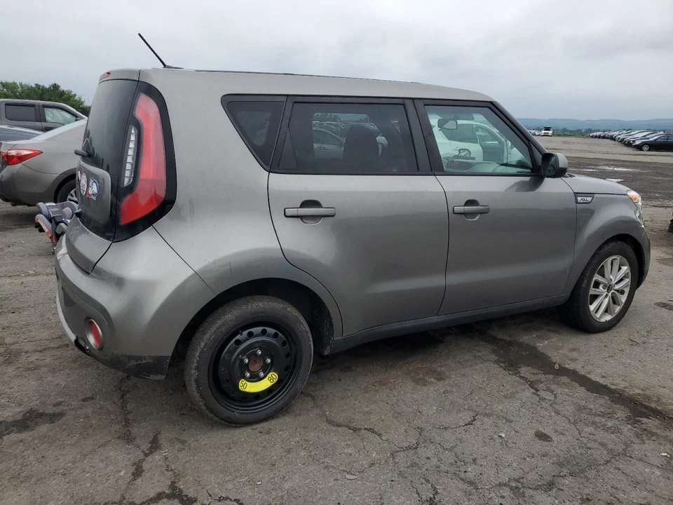 Used Front Right Lower Lower Control Arm Front fits: 2017 Kia Soul Front Right L Foto 3 de 4
