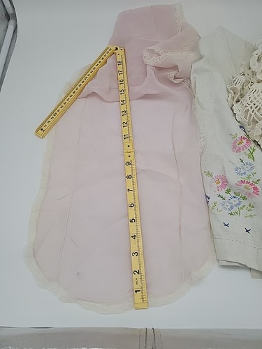 Lot of 10 VTG Crochet Lace Embroidered Linens Table Scarves Dollie Flowers - Picture 12 of 19