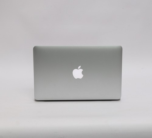 Apple Macbook Air de 11 pulgadas 1,6 GHz i5 4 GB RAM 128 GB SSD A1465 principios de 2015 25403 - Imagen 5 de 13