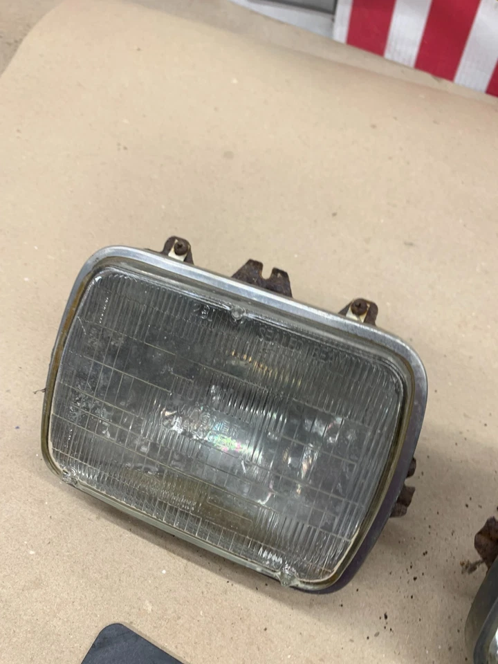 Faro Chevrolet K5 K10 Malibu Regal Cutlass 5x7 con cubo / ¡CONJUNTOS DE ANILLOS! Foto 4 de 4