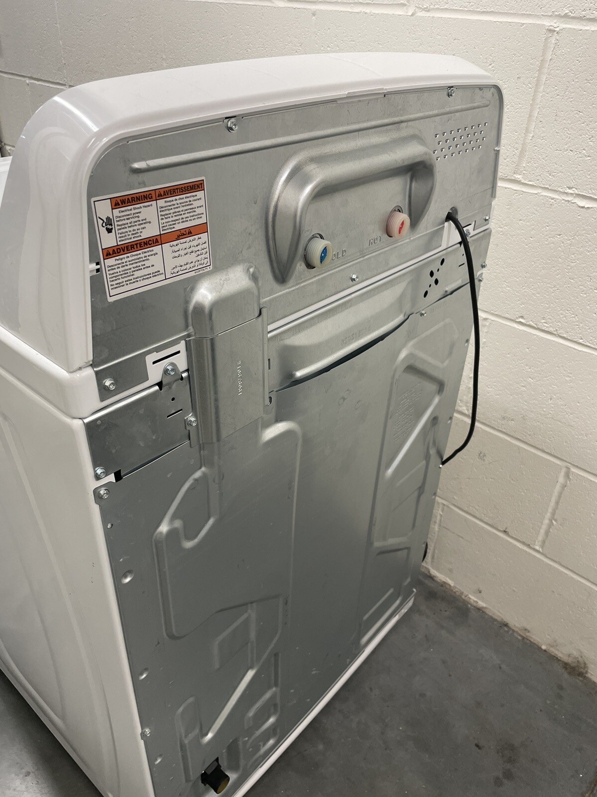 Whirlpool 3LWTW4705FW Atlantis 15kg Classic American Style Top Loader