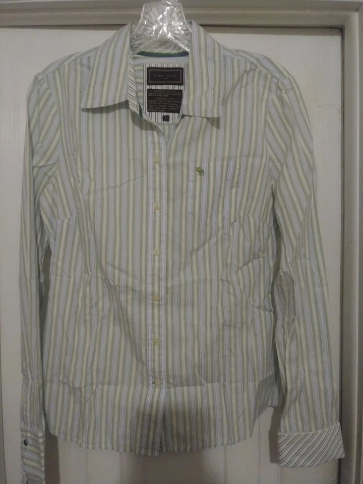 Top para mujer Ezra Fitch multicolor de algodón a rayas manga larga con botones talla grande Foto 2 de 4