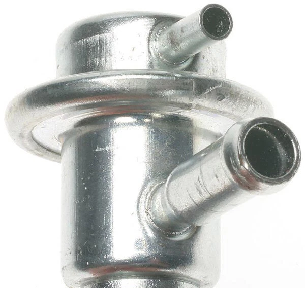 New Fuel Injection Pressure Regulator For 1987-1988 Mitsubishi Van 2.4L - Image 2 of 2