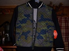 WONDER NATION BOYS CAMOFLAUGE JACKET AND T SHIRT OUTFIT SIZE XS 4-5 HOODED SHIRT