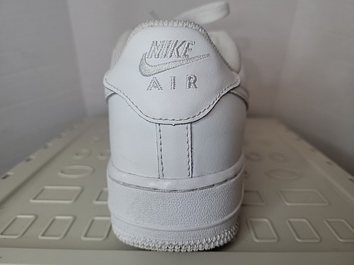 Scarpe Nike Air Force One taglia USA bambini 6 anni-Wmns 5,5 triple bianche taglio basso USATE CON SCATOLA - Foto 4 di 20