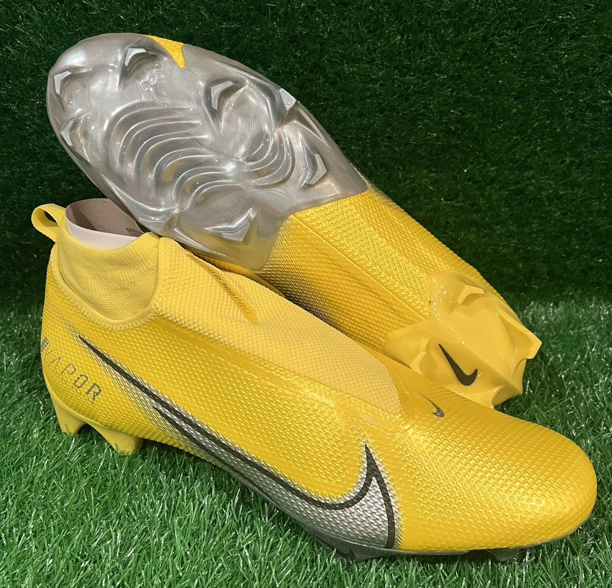Nike Oregon Ducks Vapor Edge Pro 360 Team Issued Football Cleats