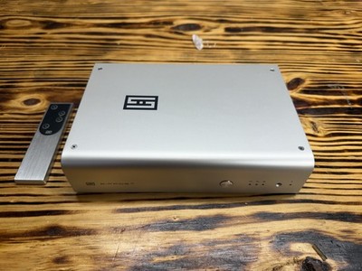 Schiit Bifrost 2 DAC     Excellent Condition,  W/  Remote