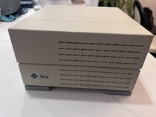 Sun Microsystems 911 HDD External SCSI Hard Drive Enclosure 100-240V - Powers On
