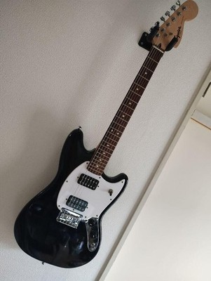 Fender Squier MUSTANG E-Gitarre Wartung abgeschlossen Arbeit gut von JPN