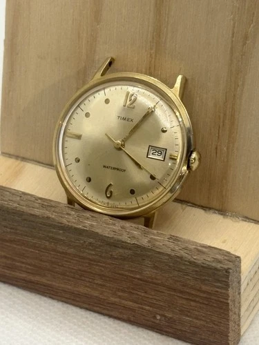 1967 TIMEX Marlin Calendar 2124 2567 Vintage 33mm Watch PARTS or REPAIR Runs
