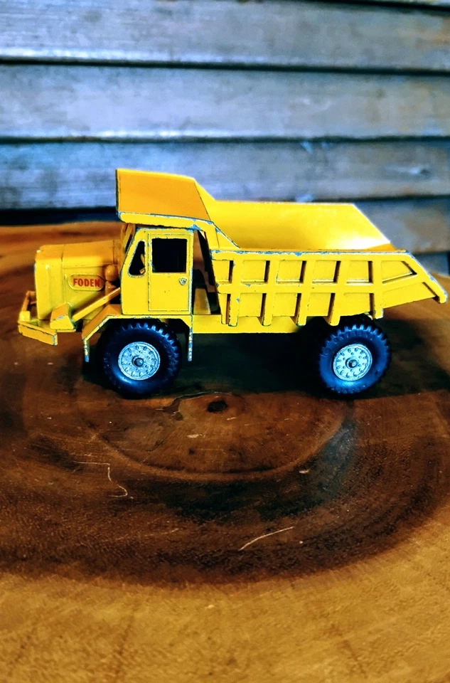 VINTAGE MATCHBOX KING SIZE K-5 Foden Dump/ K-3 Cat D9 Tractor Lot | Lesney Toy - Image 4 of 4