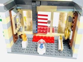 LEGO CITY: Museum Break-In 60008 99.9% Complete with Instruction Manuals