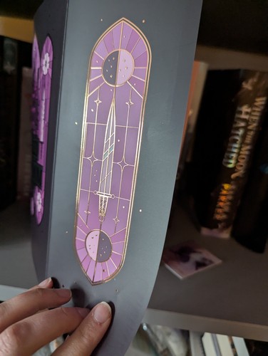 PINK Bookish Box Edition The Veiled Kingdom Signed By Holly Renee Sticker - Picture 9 of 9