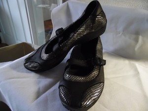 mary jane type shoes