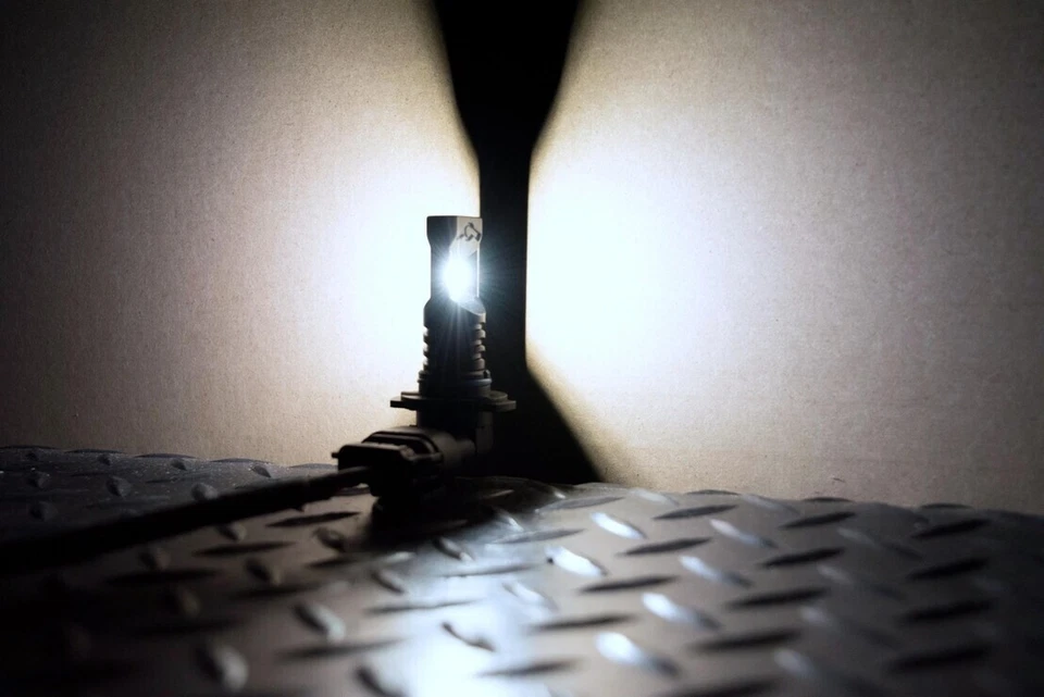 Xenon Depot CMB 9005 6000K (cool White) - Image 2 of 3