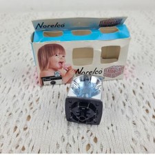 Vintage Norelco Cube Flash 1 Cube 3 Flashes Original Box