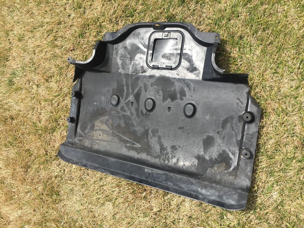 専用ページ 2000-2003 BMW OEM ORIGINAL E39 M5 splash engine plastic lower