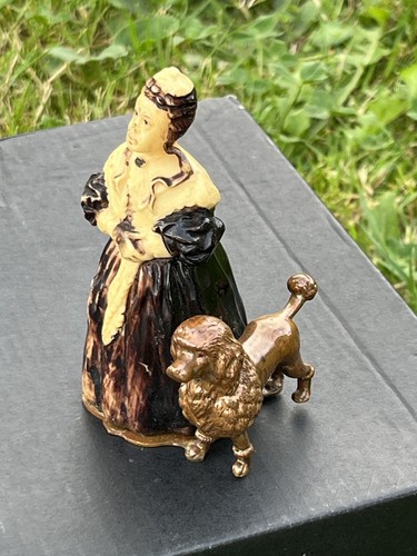 Poodle Bronze And Woman Plastic Type Celluloîd? - Picture 2 of 5