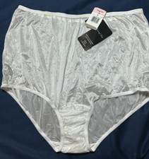 Vintage All Nylon Silky Smooth Vanity Fair Panties White Granny Nwt Size 10