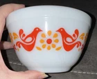 Vintage Pyrex Friendship Birds Nesting Bowl 1 1/2 Pt Absolutely Beautiful Shape!