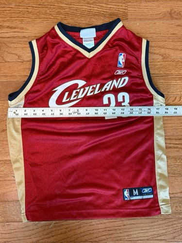 Lebron James Cleveland Cavs Baskebtall Jersey Youth M 10-12 Red Reebok NBA #23 - Picture 5 of 6