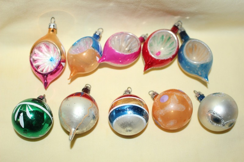 Lot 10 Vintage Tiny Mercury Glass Polish Christmas Ornaments Indents & Rounds