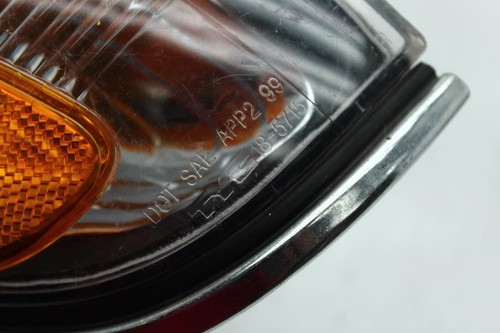 Passenger Corner/Park Light Park Lamp-turn Signal Fits 01-04 TACOMA 72410 - Picture 9 of 12
