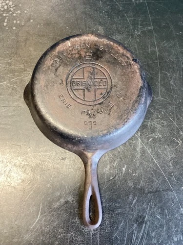 VINTAGE NO.6 GRISWOLD ERIE PA. 699J CASTIRON SKILLET FRYING PAN (HAIRLINE CRACK)