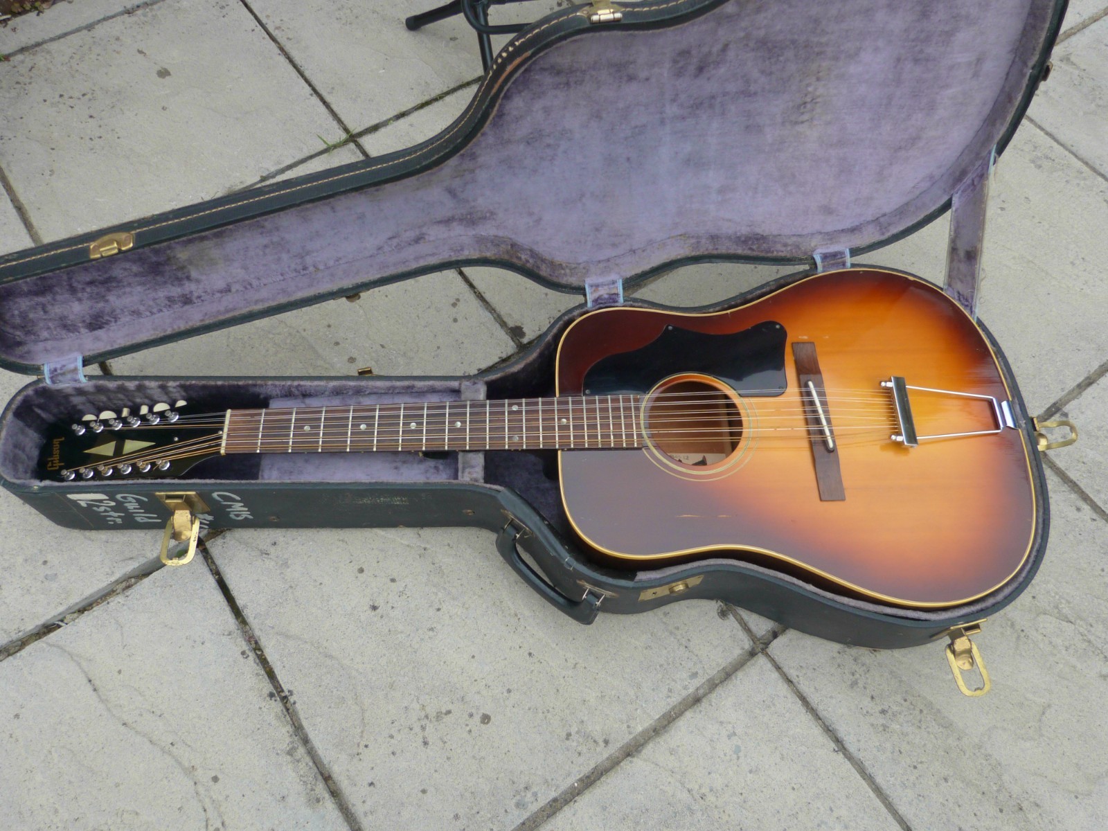 1960s Gibson B45-12 12-string guitar - Sunburst