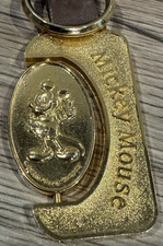 Tokyo Disneyland Mickey Mouse Castle Spinner Keychain Official Gold Tone Keyring