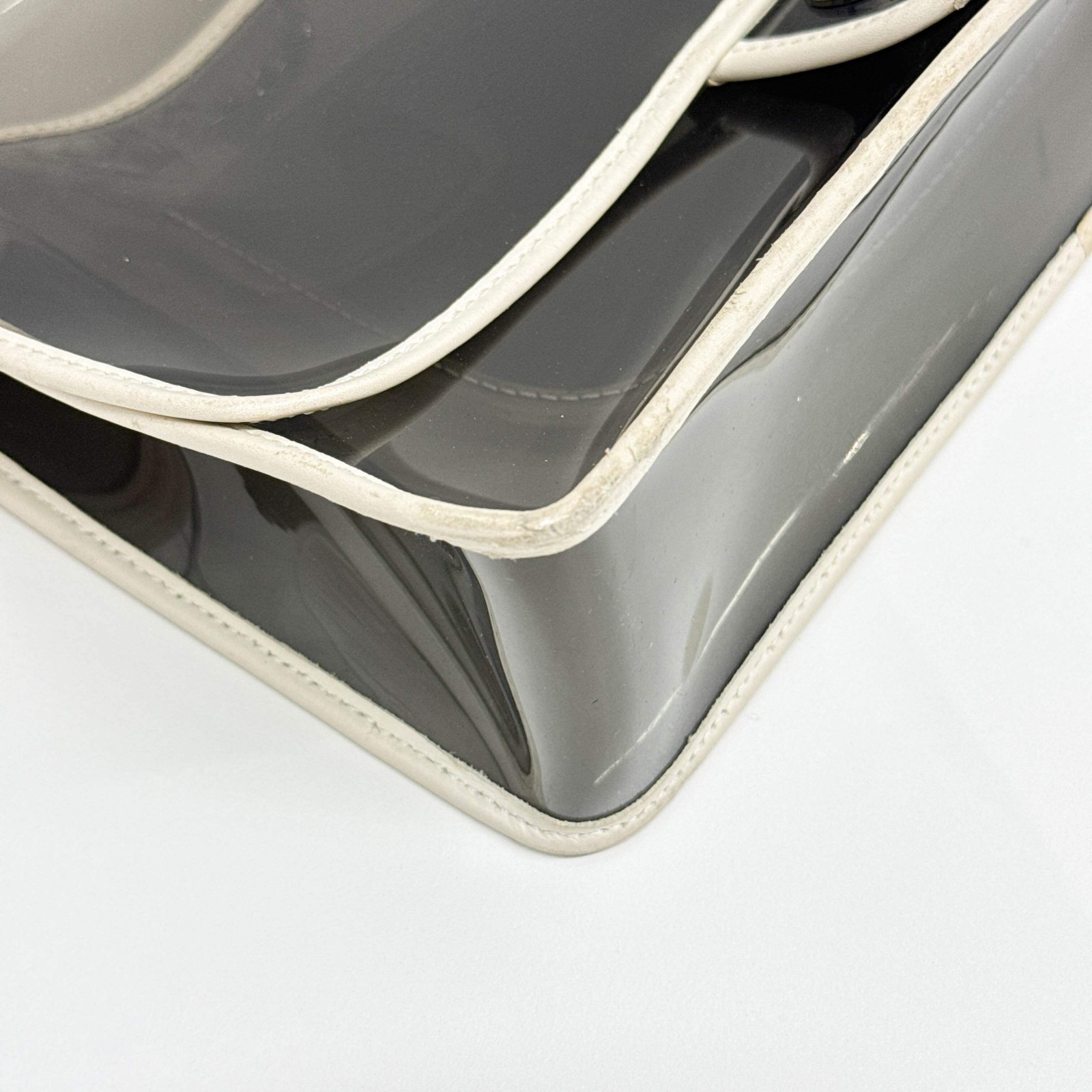 CHANEL Classic Flap Translucent Gray Plastic Shou… - image 7