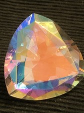 Rare Suzanne Somers Limited Edition  Triangular Signature Crystal Paperweight