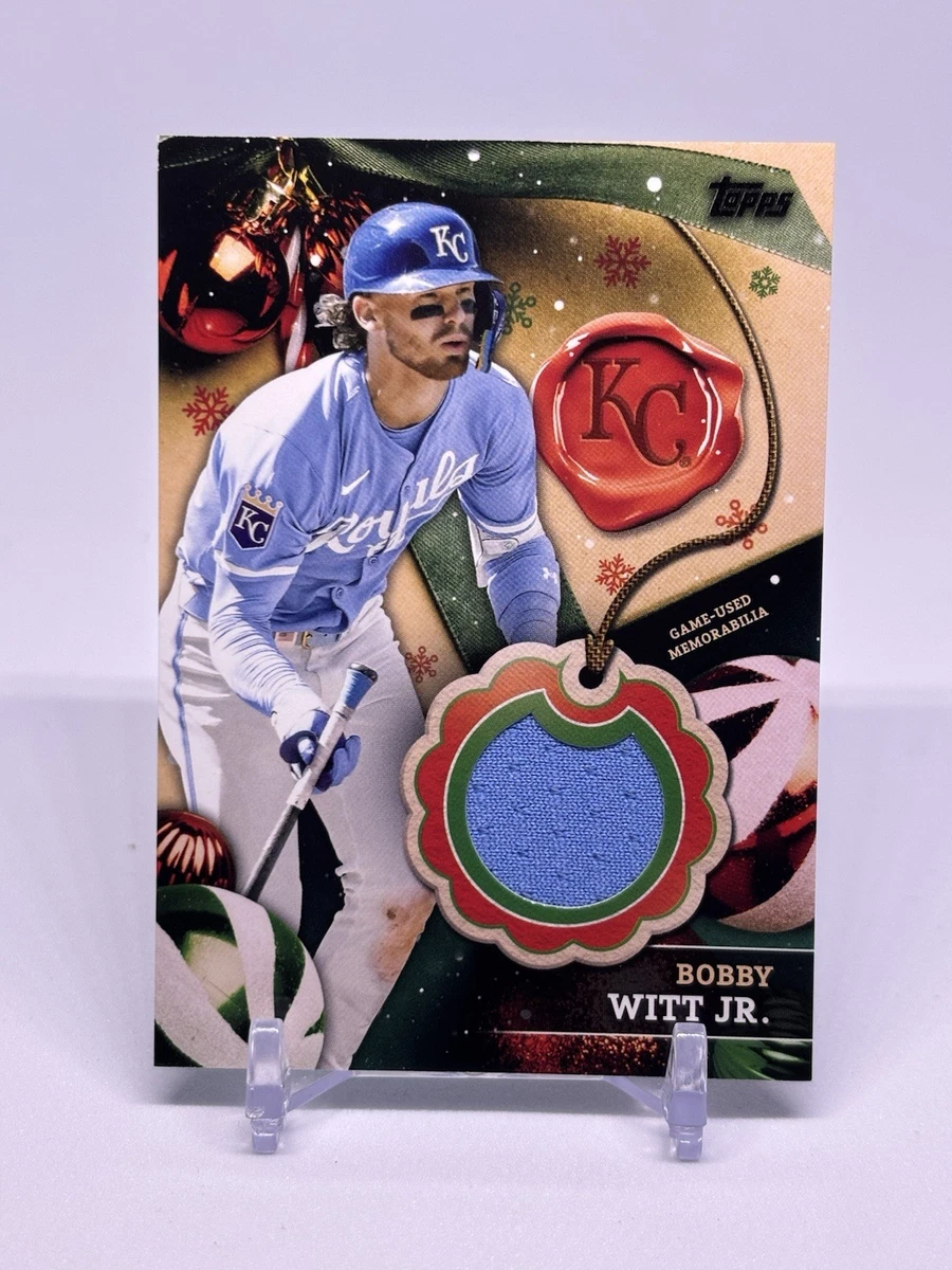 wotc 2024 holiday カード Get Cozy with a Festive Drink and the 2024 WPN Holiday Promo | WPN