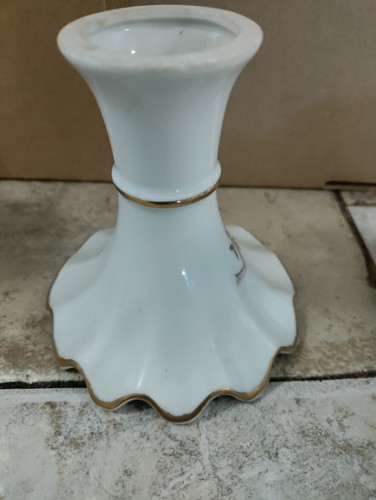 Lefton Porcelain Taper Candlestick Holder XA 7790 Gold Accent Floral Pattern - Picture 4 of 5