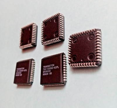 15PCS LOT- TranSwitch TXC-02050-AIPL MRT Device 6-8-34-Mbit/s PLCC44 Ic's- New