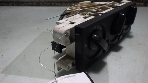 98 NISSAN PATHFINDER CLIMATE Controller - Picture 5 of 6