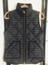 Women's J. CREW Black Checks Down Quilted Full Zip Vest Jacket Size: XS