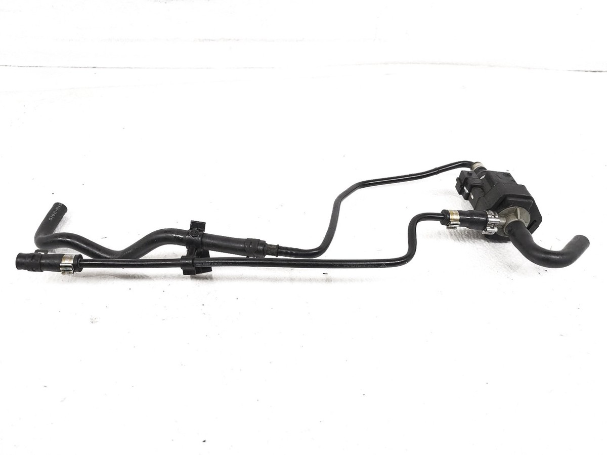2015-2018 Porsche Macan 3.0L Evap Change Over Valve & Pipe 7Pp-906