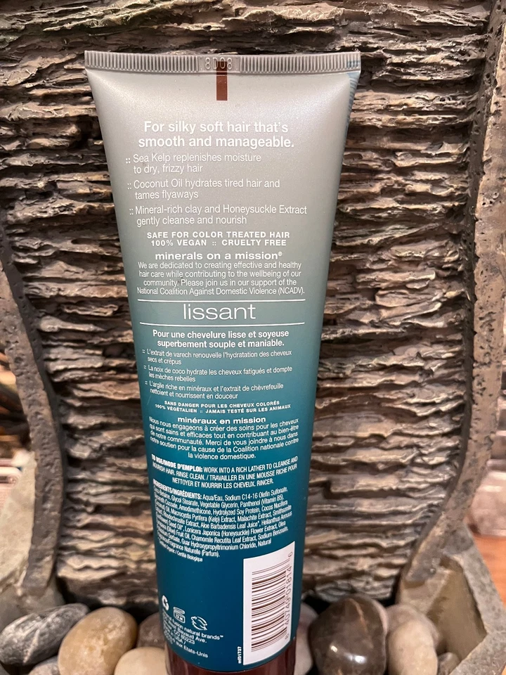 Mineral Fusion Smoothing Shampoo - 8.5 oz - Image 2 of 3