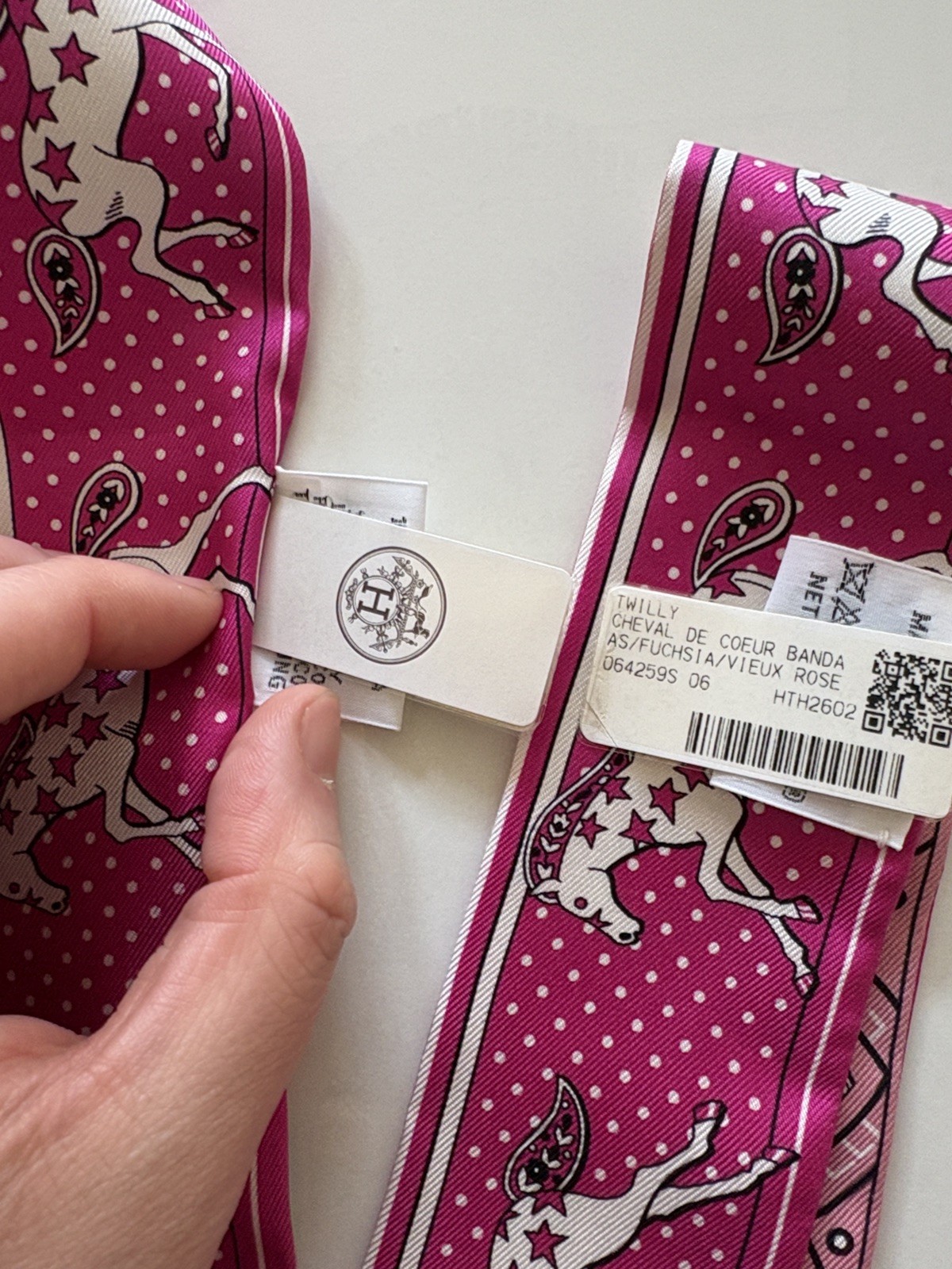 Pair NEW Hermes Cheval De Coeur Twilly hot pink fuchsia image 8