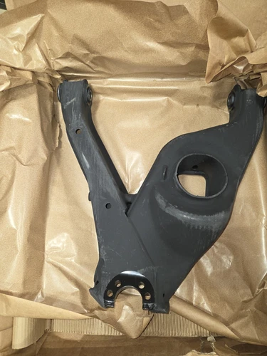 M1113, M1114 REAR LOWER LEFT CONTROL ARM 6030629, 2530-01-554-8270 NOS Humvee 