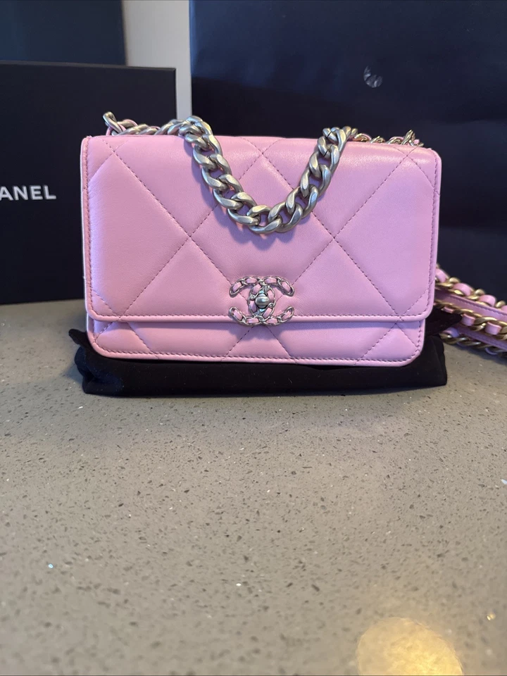 Chanel Bolso Cartera con Cadena Bandolera Rosa Acolchado Foto 4 de 4