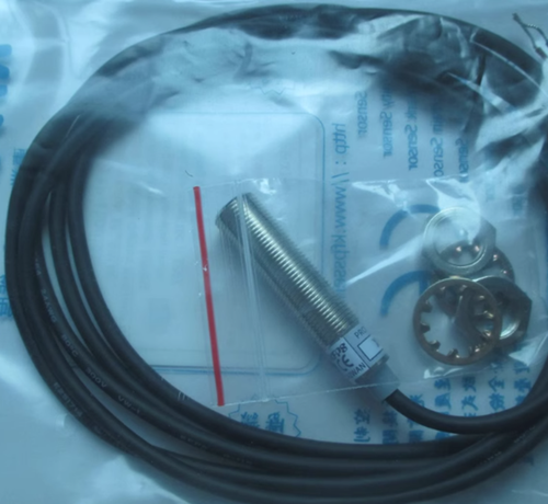 Sensore Prossimità KFPS XP-12D02E1 – Interruttore Induttivo 1 Pezzo – Nuovo