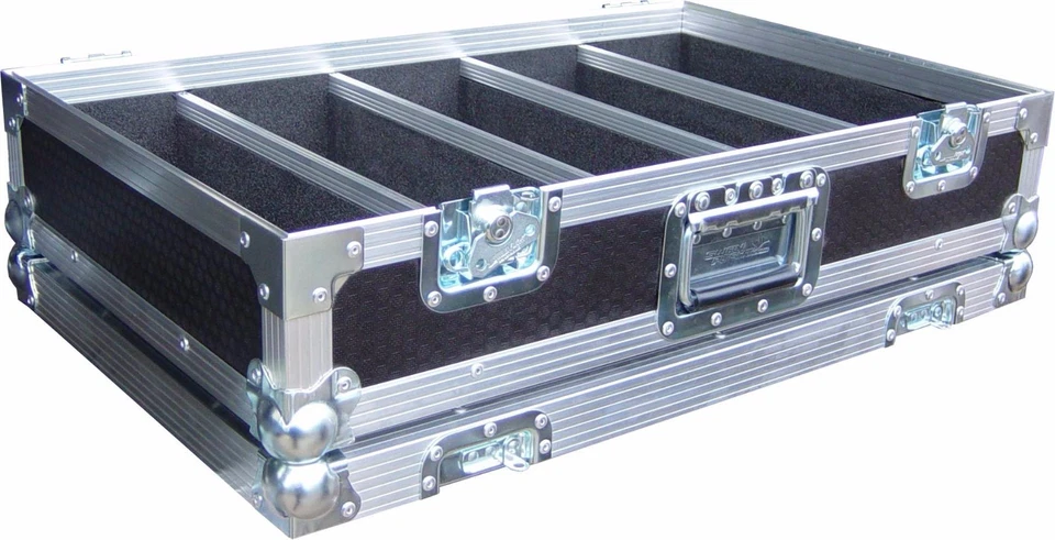 CD 200 Swan Flight Case Box (Hex) - Image 2 of 4